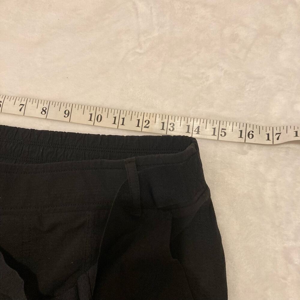 Athleta Trekkie Belted Black Hiking Commute Travel Pants Size 10 - Picture 4 of 14
